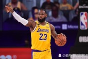 NBA-詹姆斯三分绝杀快船，湖人终结对手12连胜登顶西部引热议