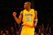 NBA季后赛巅峰对决，詹姆斯50分创纪录助湖人险胜